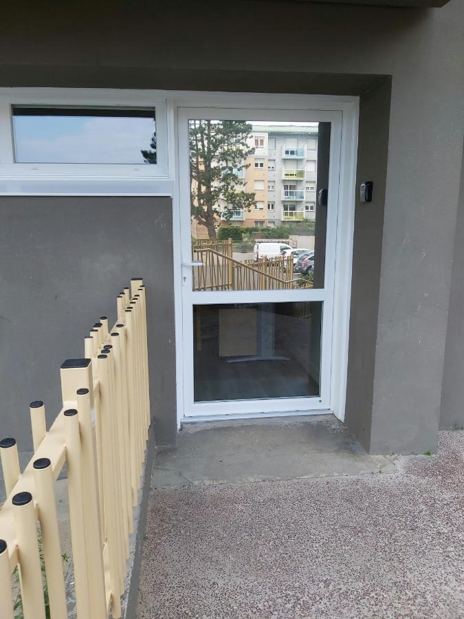 Studio Des Marches De Bretagne Fougeres Exterior photo